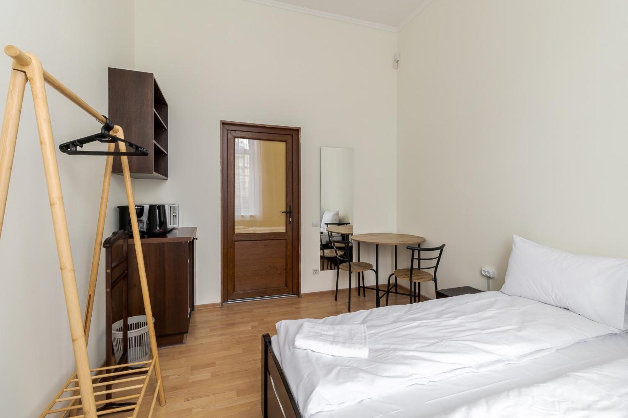 Soborniy Hostel Lviv Kültér fotó
